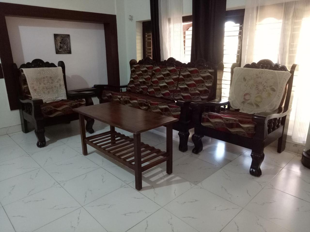 מדיקרי Coorg Villas מראה חיצוני תמונה